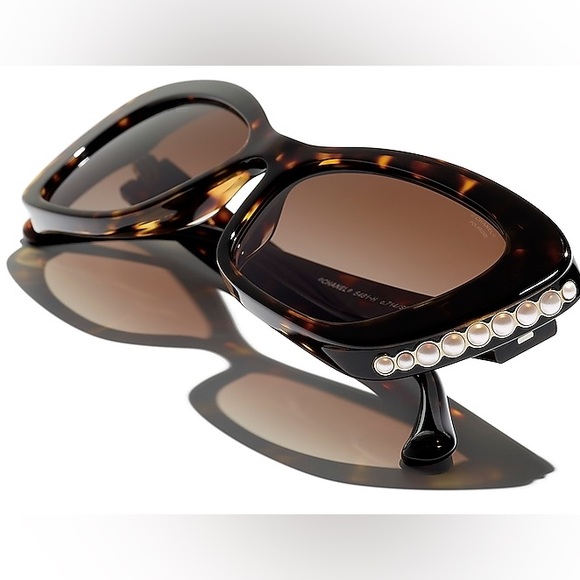 Do Not Buy - Authentic Chanel Tortoise Cat Eye Sunglasses with pearls CH5481HA - Picture 2 of 4
